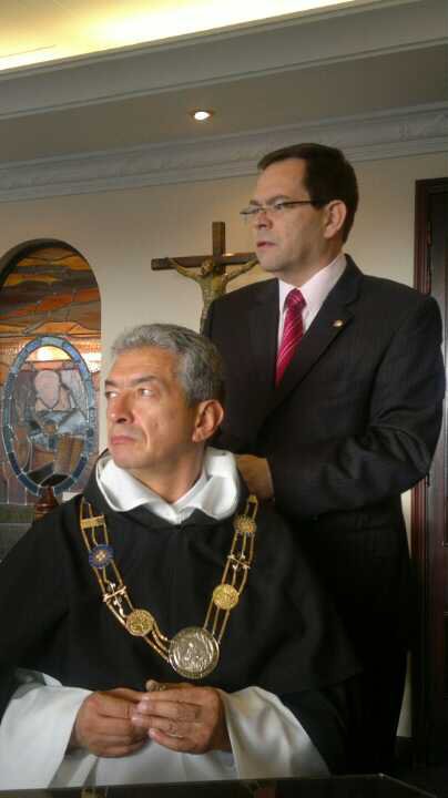Fr. Carlos Mario Alzate, OP, nuevo rector, y Fr. Orlando Rueda Acevedo, OP, provincial.